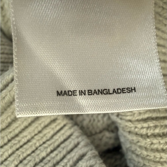 Express Cowl Long Sleeves Light Gray Sweater Dress Size Large - Picture 9 of 10